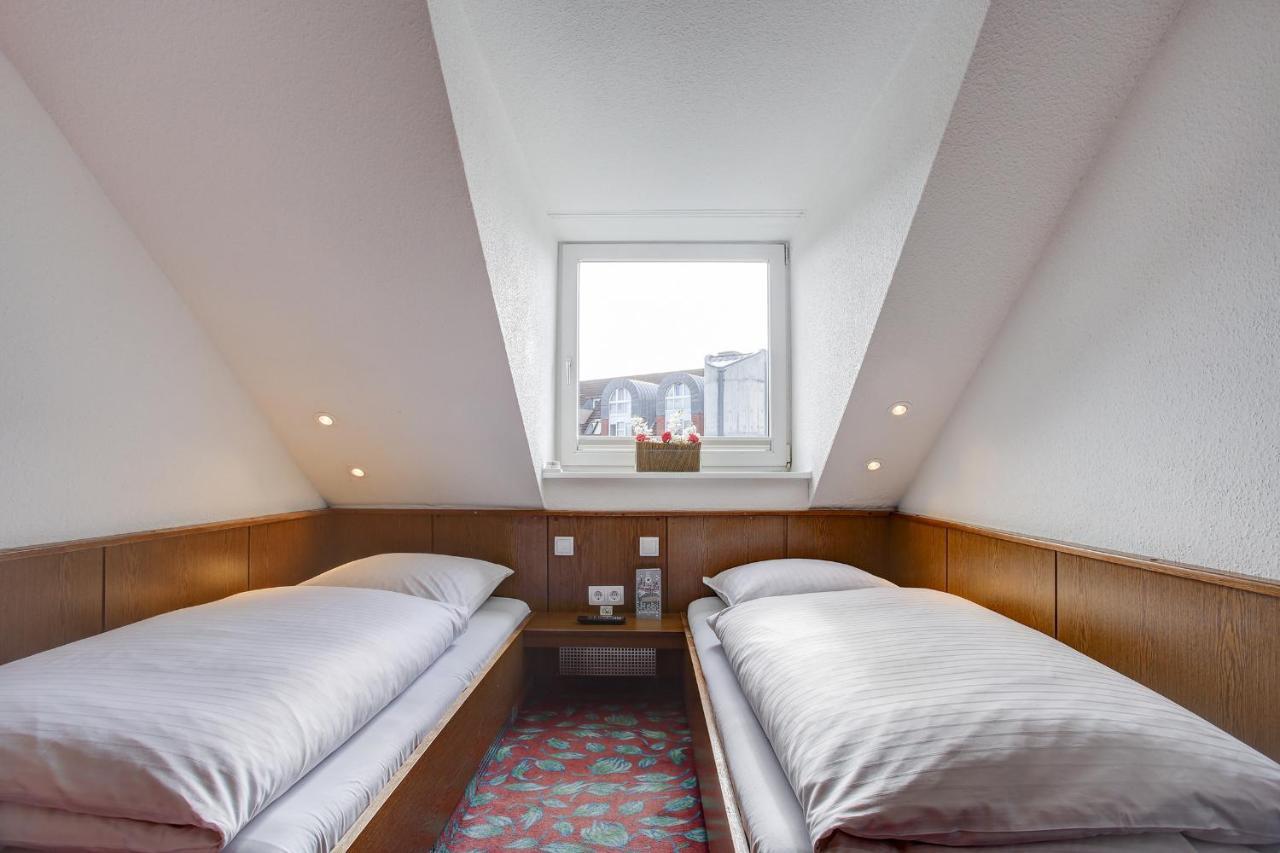 Ina Hotel Consul Kilonia Zewnętrze zdjęcie